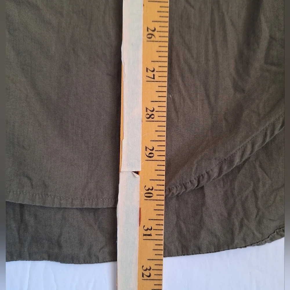Banana Republic 100% Cotton Dress Shirt Button Down Long Sleeve Olive Mens M